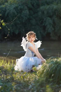 Contemporary Visuals: Art Language Vol.6096 Featuring Pao Fu Xiao Fang - image 7