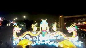Discover the Giant Lantern Street: A Must-Visit in East Hanoi - image 15