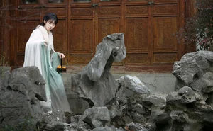 Elegant Portraiture in Art Language Vol.6413 Featuring He Zhou Xi E16 - image 2