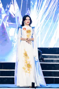 Celebrating Do Thi Nhi: Miss Intelligence Winner at Miss Business Vietnam Pageant – Elegance, Leadership, and Empowerment in Modern Vietnamese Pageantry - image 3