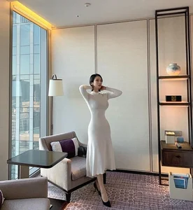 Achieving the Surreal Hourglass Figure: Inside the Life of a Fitness Sensation - image 6