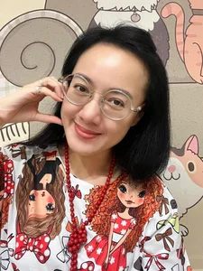 MC Hoai Anh Stuns with Natural Beauty and Unedited Visuals - image 6