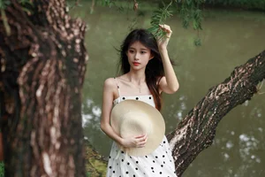 Exploring Aesthetic Boundaries in YiTuYu Art Language Vol.7307 Featuring Xiao Le Ge Fei Xiang - image 3
