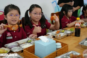 Nutritious School Meals: Enhancing Student Health in Southern Khanh Hoa Schools - image 13