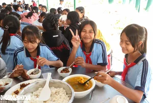 Nutritious School Meals: Enhancing Student Health in Southern Khanh Hoa Schools - image 0