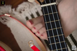 IESS Jiajia - Green Plants and Guitar Musical Lifestyle Gallery - image 10