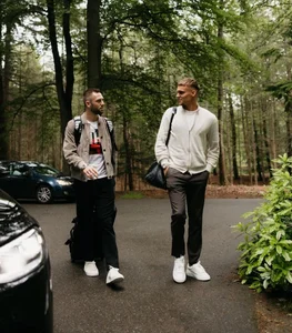 Dutch Football Stars: Exploring the High-Fashion Streetwear and Luxury Style of the Netherlands National Team - image 9
