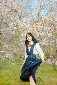 Spring Muse: The Pure Aesthetic of Jian Xiao Cheng - image 24