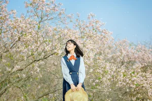 Spring Muse: The Pure Aesthetic of Jian Xiao Cheng - image 25