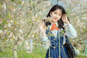 Spring Muse: The Pure Aesthetic of Jian Xiao Cheng - image 28