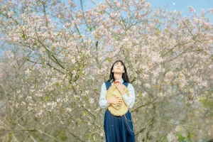 Spring Muse: The Pure Aesthetic of Jian Xiao Cheng - image 15