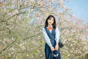 Spring Muse: The Pure Aesthetic of Jian Xiao Cheng - image 3