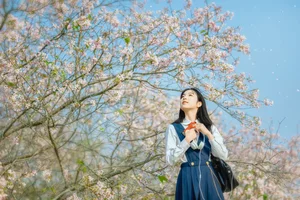 Spring Muse: The Pure Aesthetic of Jian Xiao Cheng - image 0