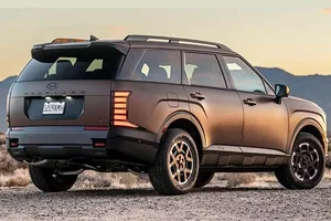 2026 Hyundai Palisade XRT Pro: A Bold Unibody Rival to the Land Cruiser - image 0