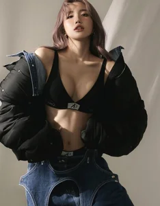 Cao Lanh’s Famous Daughter-in-Law Returns to the Spotlight with a Bold and Elegant Lingerie Photoshoot - image 3