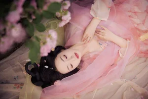 YiTuYu Art Language Vol.6838: Exploring Modern Aesthetics with Ling Zi Xi - image 13