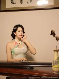XiuRen No.10749: Li Li An Na O's Elegant Cheongsam Photoshoot Captures Timeless Asian Beauty - image 28