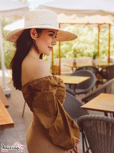 Timeless Elegance: The Allure of Off-The-Shoulder Fashion for Modern Women - image 18