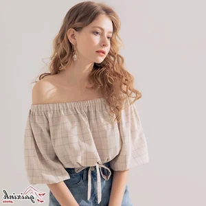 Timeless Elegance: The Allure of Off-The-Shoulder Fashion for Modern Women - image 31