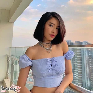 Timeless Elegance: The Allure of Off-The-Shoulder Fashion for Modern Women - image 10