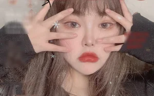 The Reality Behind the Screen: TikTok Filter Fails and the Growing Conversation on Authentic Beauty Standards Online - image 1