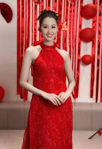 Timeless Elegance: Exploring the Beauty and Influence of Celebrities Born in the Year of the Snake - image 11