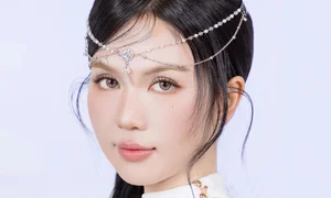 Timeless Elegance: Exploring the Beauty and Influence of Celebrities Born in the Year of the Snake - image 0