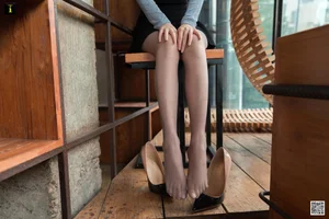Sophisticated Style: IESS Wan Ping in Gradient High Heels Collection - image 65