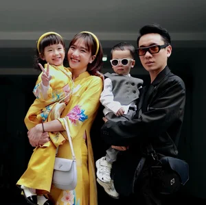 The 1995 Generation: How These Iconic Hot Girls Redefined Postpartum Beauty and Style - image 4