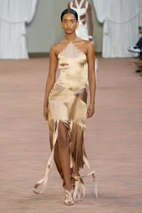 8 Must-Have Dress Trends to Elevate Your Wardrobe for Every Occasion - image 6