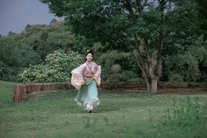 Sophistication and Style: YiTuYu Art Language Vol.4585 Featuring Ling Zi Xi - image 7