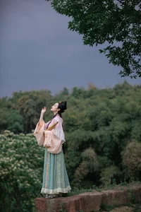 Sophistication and Style: YiTuYu Art Language Vol.4585 Featuring Ling Zi Xi - image 3