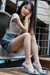 IESS Gallery: Meizi Features Vintage Hong Kong Style and Sophisticated Hosiery in Lemon Peel Photography Series - image 12