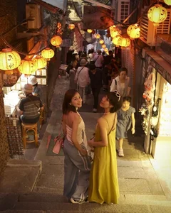 Chi Pu’s Taiwan Travel Diary: Celebrating 15 Years of Friendship with a Stunning Vacation and Cultural Exploration - image 9