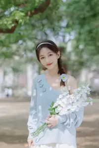 Lin Miao Xin: Captivating Spring Serenity in YiTuYu Vol.8645 - image 29