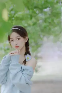 Lin Miao Xin: Captivating Spring Serenity in YiTuYu Vol.8645 - image 42