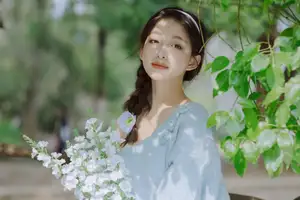 Lin Miao Xin: Captivating Spring Serenity in YiTuYu Vol.8645 - image 0