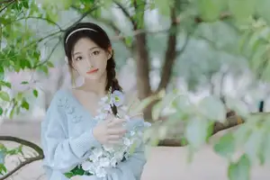 Lin Miao Xin: Captivating Spring Serenity in YiTuYu Vol.8645 - image 7