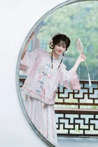 Elegant Portraiture in YiTuYu艺图语 Art Language Vol.7341: Sai De Guo Xi Li Ma Collection - image 9