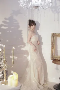 Sophisticated Artistry in YiTuYu Art Language Vol.7964 with Model Yi Xuan - image 1