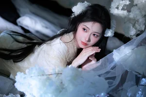 Ethereal Moonlight Muse: Discover the Poetic Beauty of Fen Mian Gu Niang - image 13