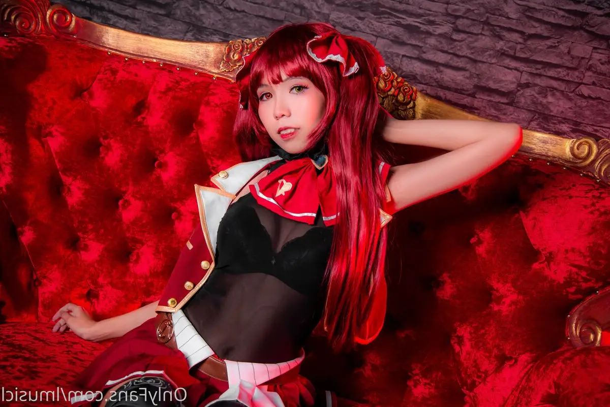 Coser lMusicl's Alluring Marine Senchou Cosplay (25P) - Captivating Hololive VTuber Pirate Captain