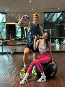 Vietnamese WAGs Transform into Fitness Icons: The Rise of the Gym Girl Aesthetic - image 2