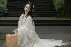 Su Mei Zai Lu Shang: A Journey of Style in YiTuYu Art Language Vol.5016 - image 2