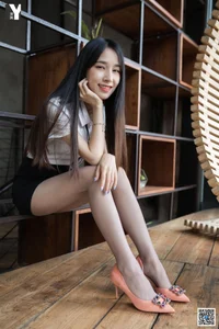 Model Meizi in Poetic Silk Stockings Photography Series - image 16