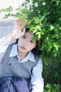 Mu You You Shines in YiTuYu Art Language Vol.7108 Portrait Series - image 2