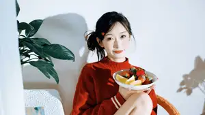 YiTuYu Art Language Vol.8573 zzzzzzz: A Girl's Sweet Relaxed Moment with a Bowl of Fruits - image 3