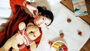 YiTuYu Art Language Vol.8573 zzzzzzz: A Girl's Sweet Relaxed Moment with a Bowl of Fruits - image 24