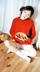 YiTuYu Art Language Vol.8573 zzzzzzz: A Girl's Sweet Relaxed Moment with a Bowl of Fruits - image 9