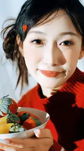 YiTuYu Art Language Vol.8573 zzzzzzz: A Girl's Sweet Relaxed Moment with a Bowl of Fruits - image 7